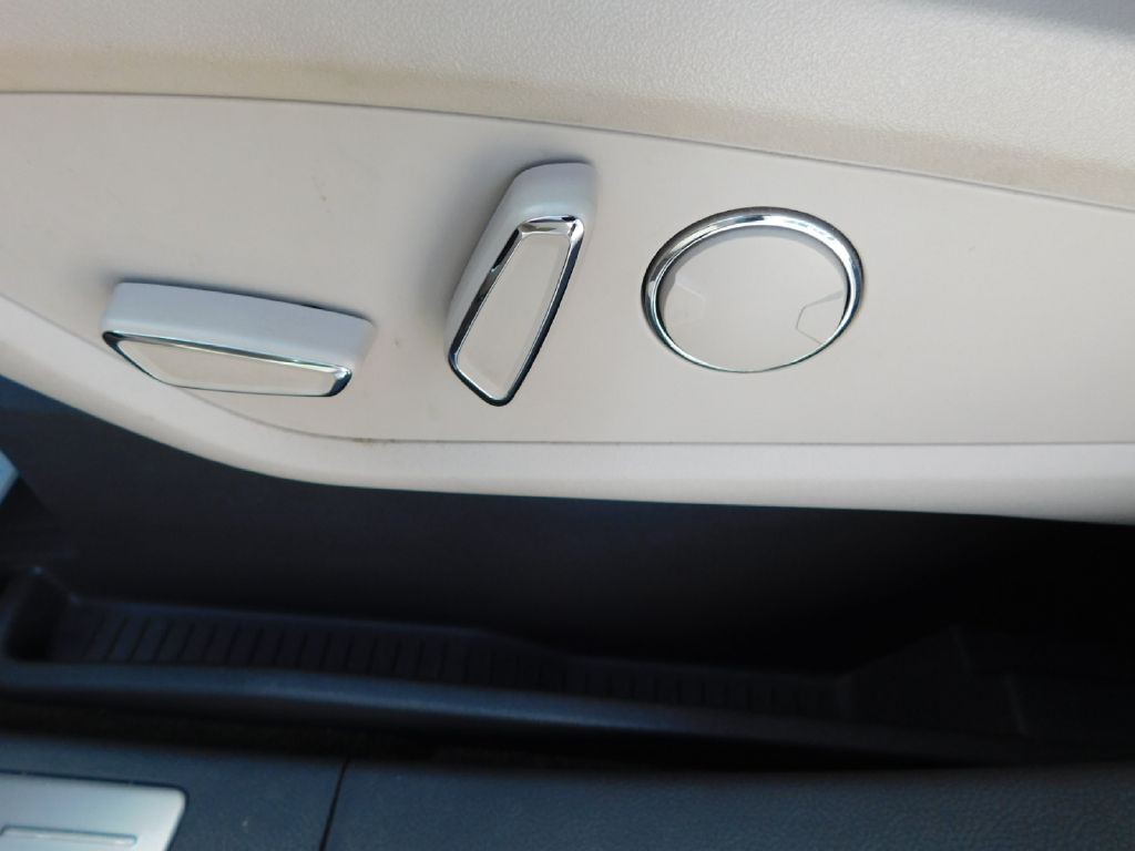 2019 Lincoln Nautilus Image 33