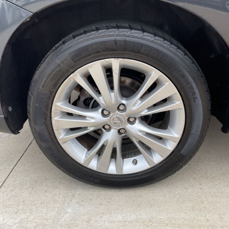 2010 Lexus RX Image 10