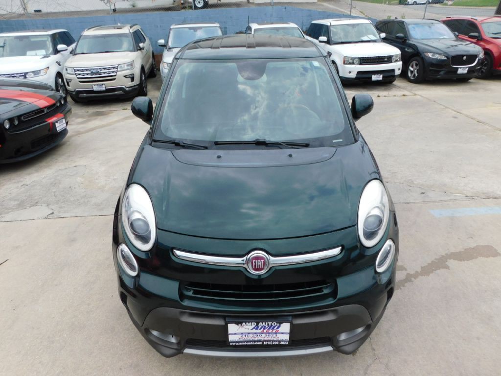 2015 FIAT 500L Image 39