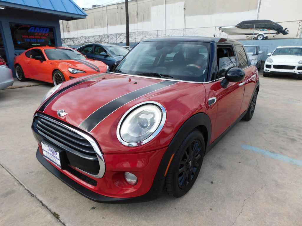 2017 MINI Cooper Image 3