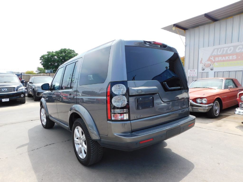 2014 Land Rover LR4 Image 6