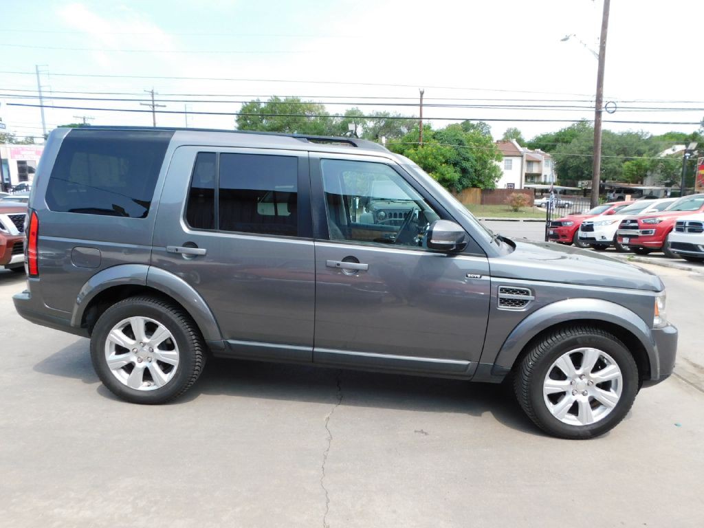 2014 Land Rover LR4 Image 9