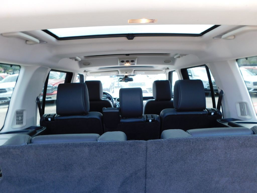 2014 Land Rover LR4 Image 14