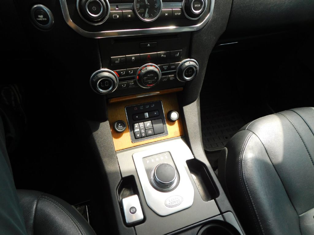 2014 Land Rover LR4 Image 27