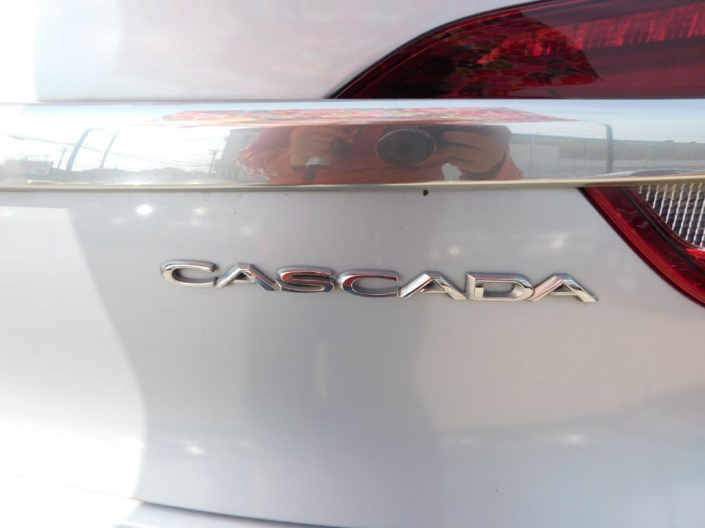 2017 Buick Cascada Image 10