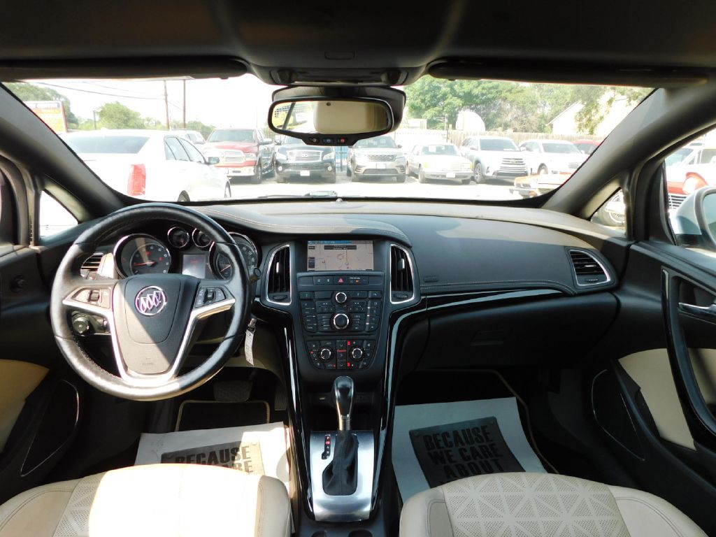 2017 Buick Cascada Image 39