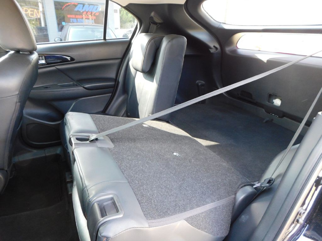 2018 Mitsubishi Eclipse Image 26