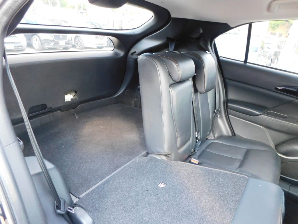 2018 Mitsubishi Eclipse Image 43