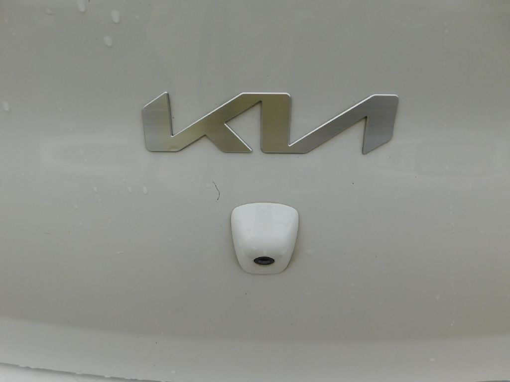 2022 Kia Rio Image 10