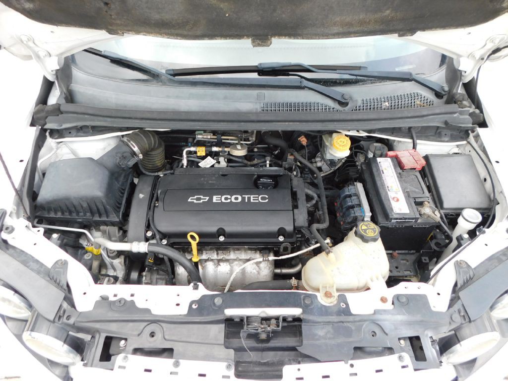 2014 Chevrolet Sonic Image 11