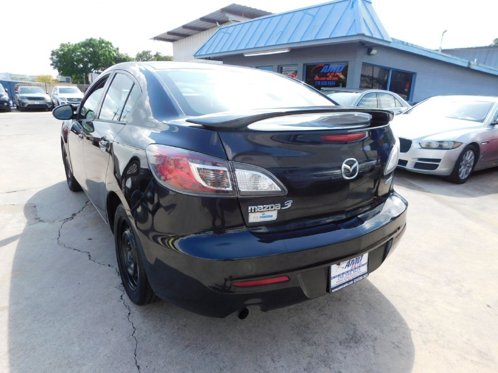 2013 Mazda Mazda3 Image 5