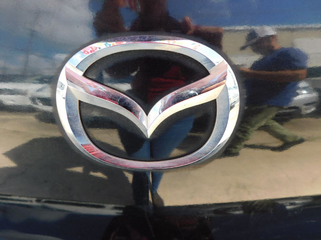 2013 Mazda Mazda3 Image 12