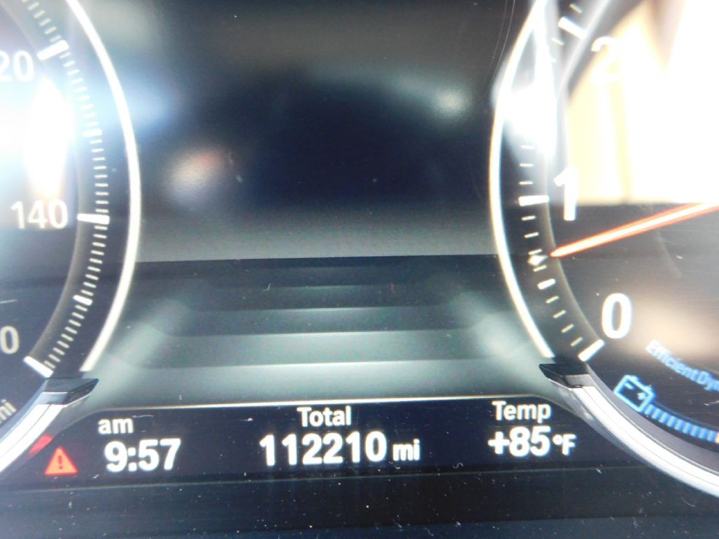 2015 BMW 7 Series Image 27