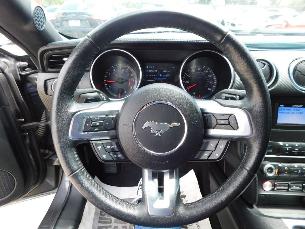 2020 Ford Mustang Image 20