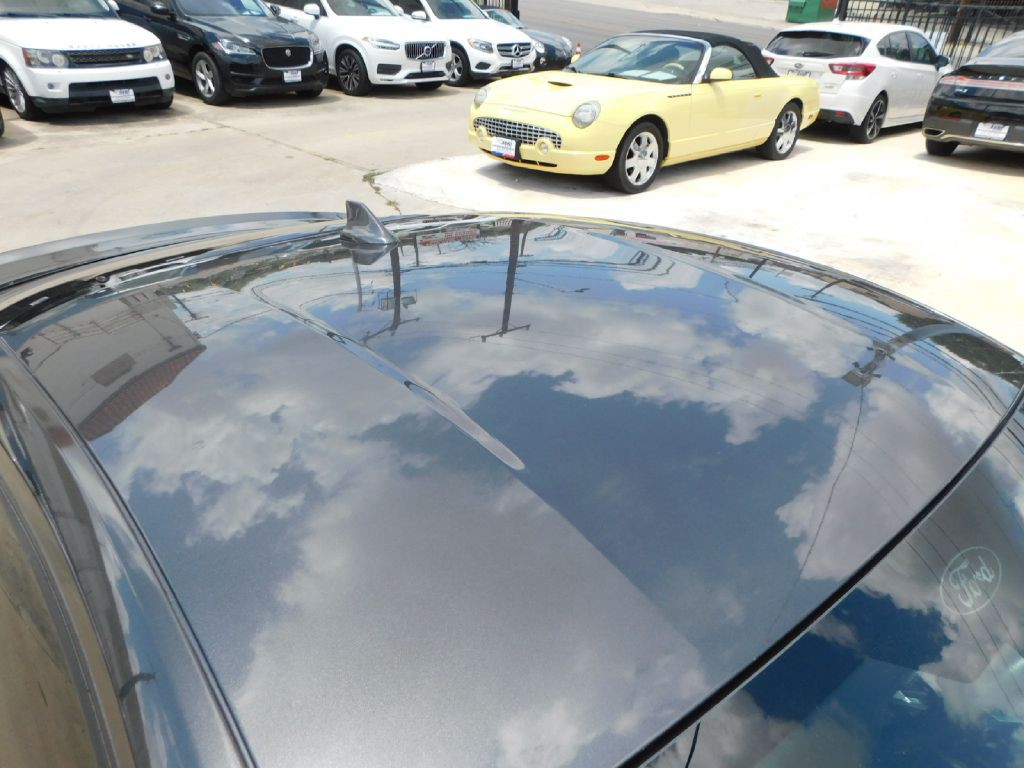 2020 Ford Mustang Image 39