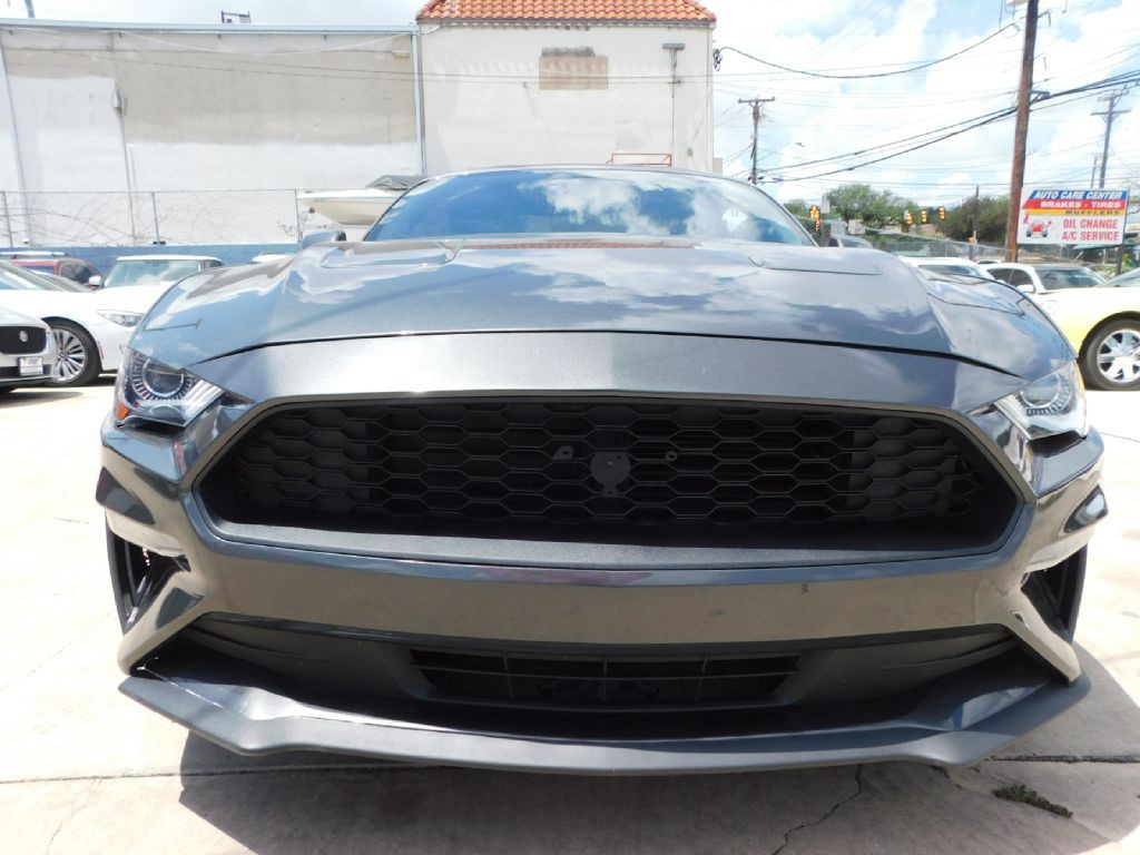 2020 Ford Mustang Image 40