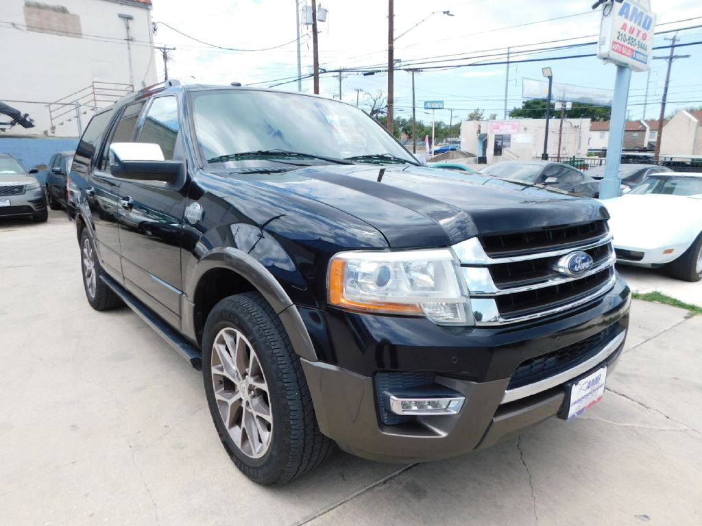 2016 Ford Expedition Image 1