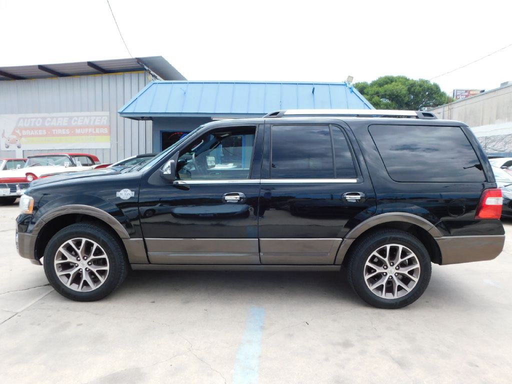 2016 Ford Expedition Image 4