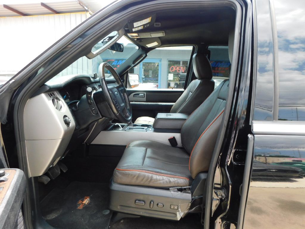 2016 Ford Expedition Image 25