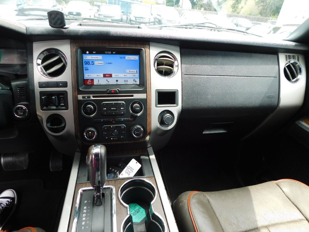 2016 Ford Expedition Image 38