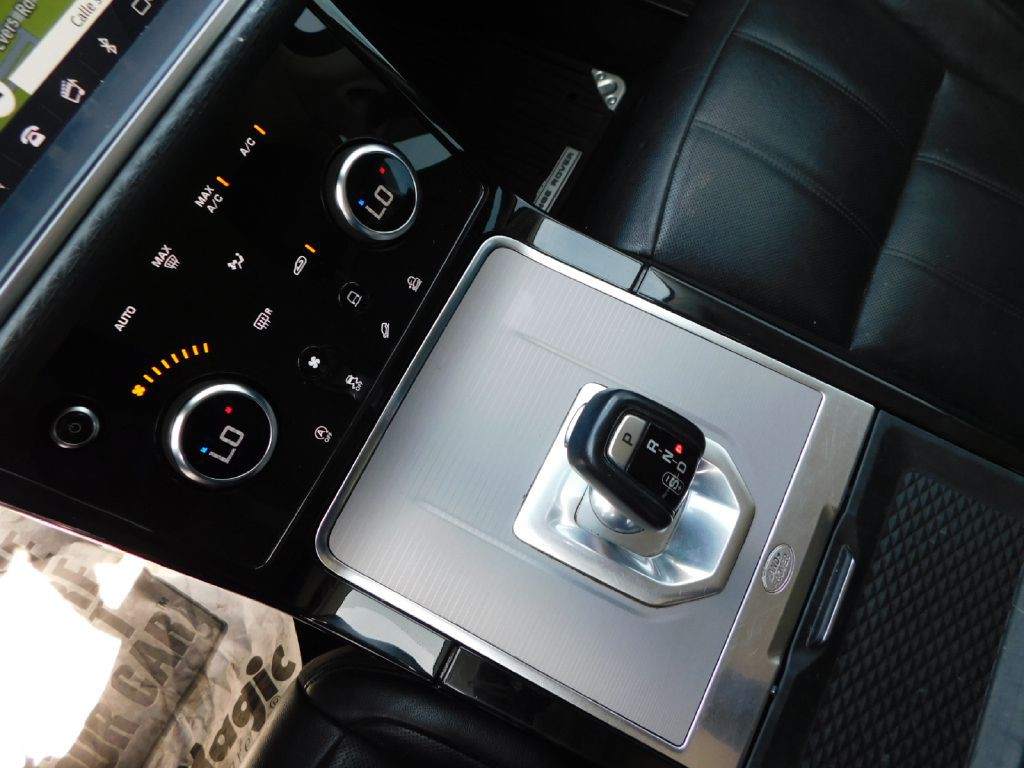 2020 Land Rover Range Rover Evoque Image 36