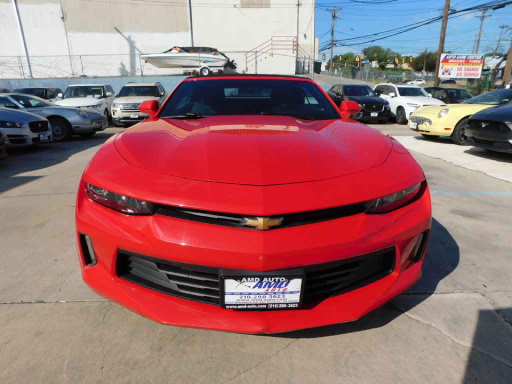 2018 Chevrolet Camaro Image 2
