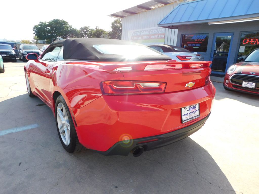2018 Chevrolet Camaro Image 5