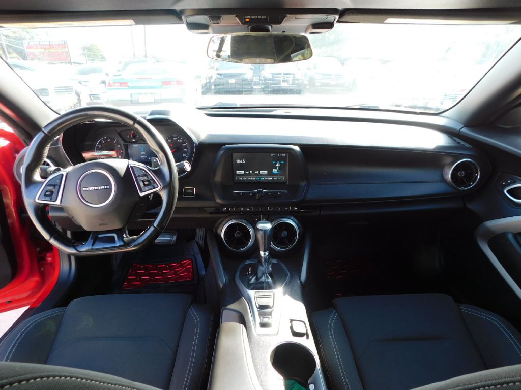 2018 Chevrolet Camaro Image 30