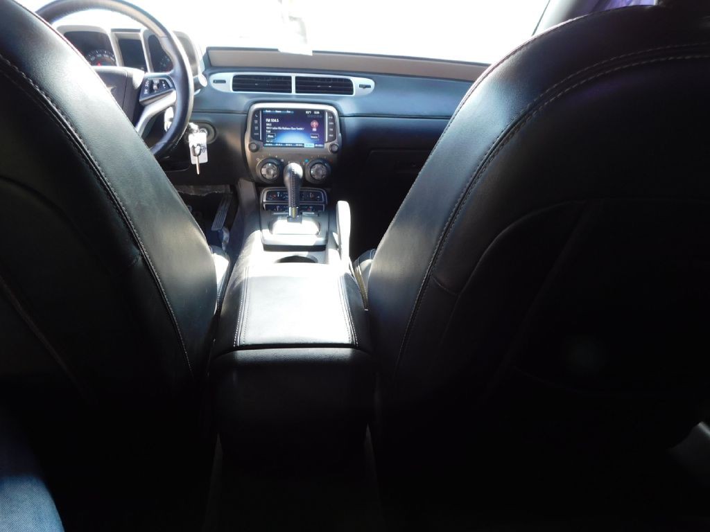 2015 Chevrolet Camaro Image 36