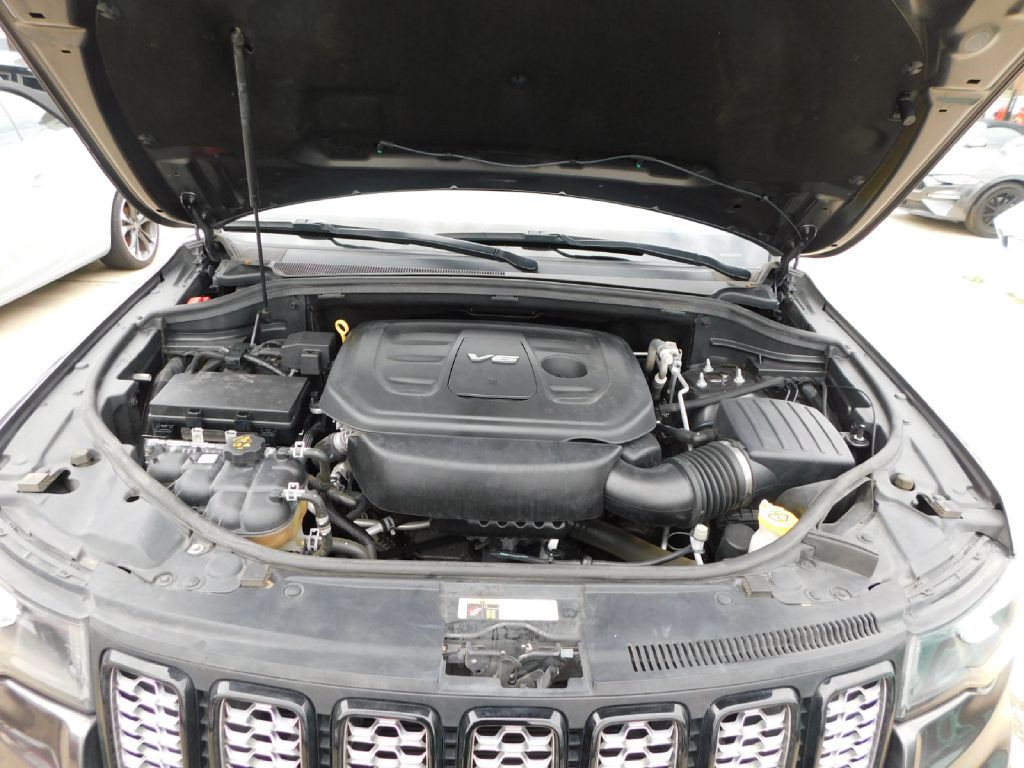 2018 Jeep Grand Cherokee Image 11
