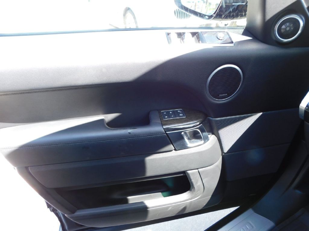 2020 Land Rover Range Rover Sport Image 38