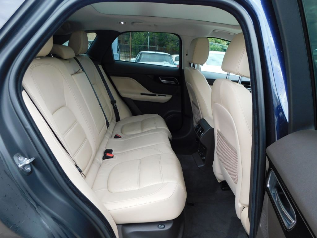 2017 Jaguar F-PACE Image 49