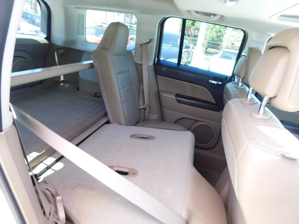 2016 Jeep Patriot Image 38