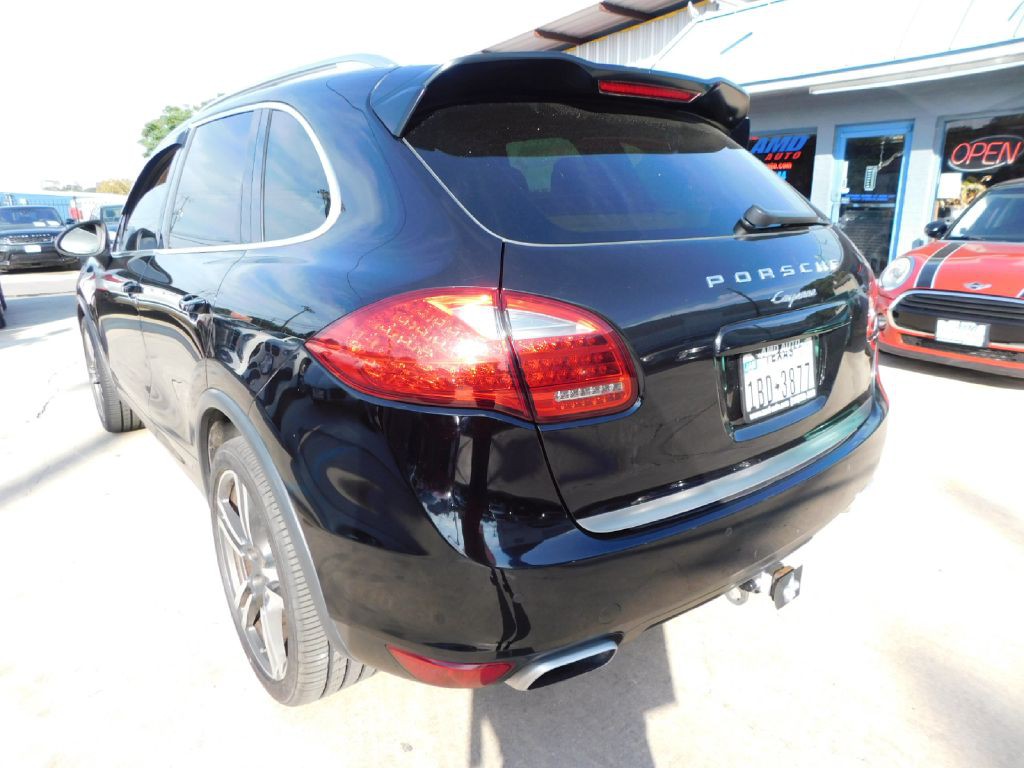 2014 Porsche Cayenne Image 5