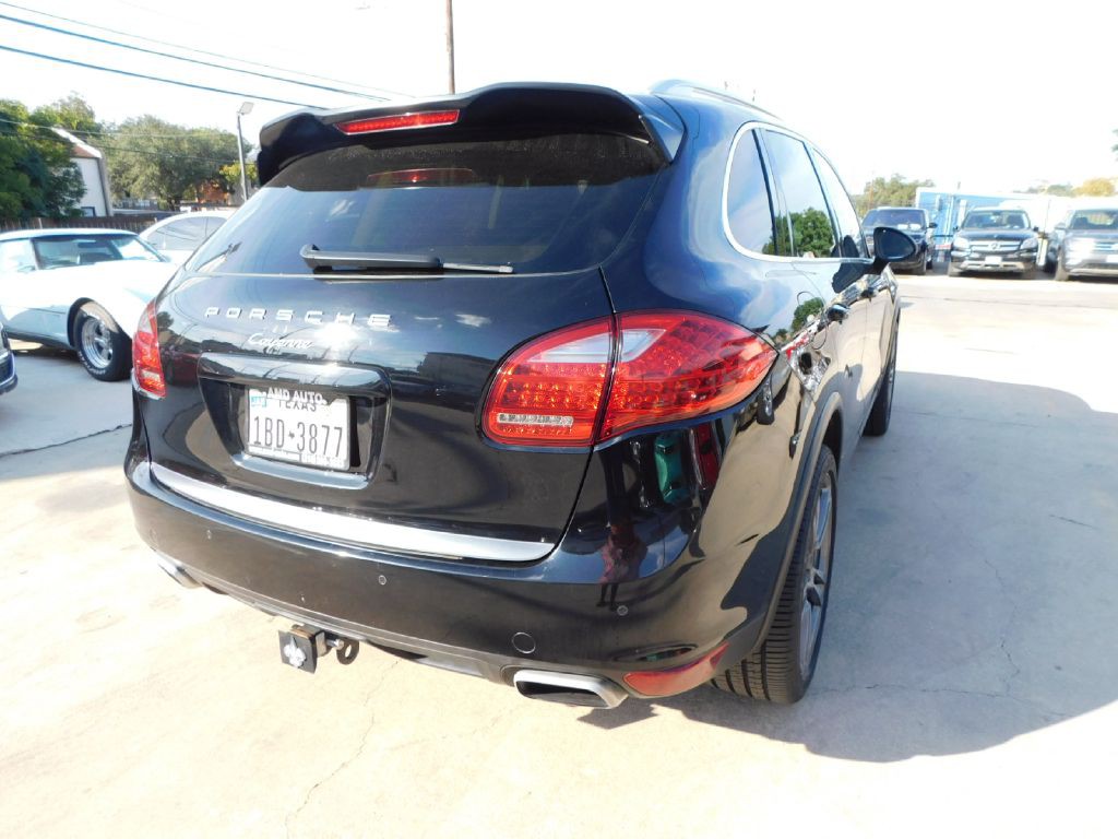 2014 Porsche Cayenne Image 7