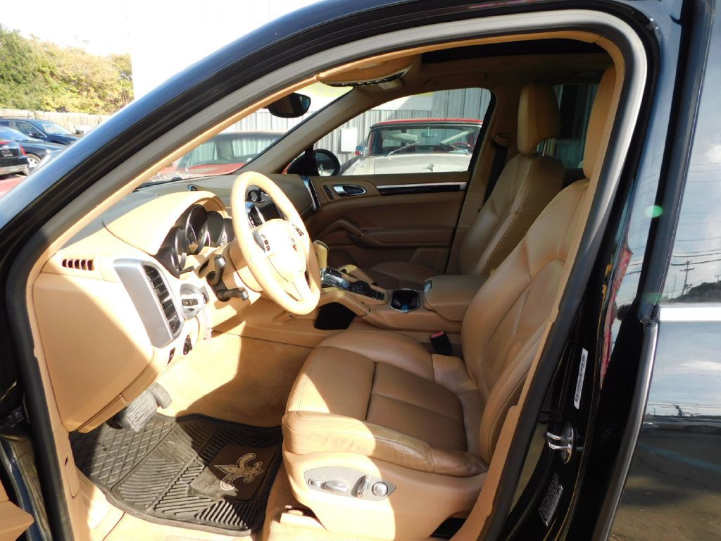 2014 Porsche Cayenne Image 18