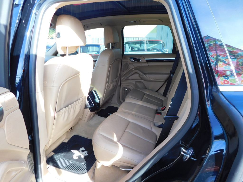 2014 Porsche Cayenne Image 20