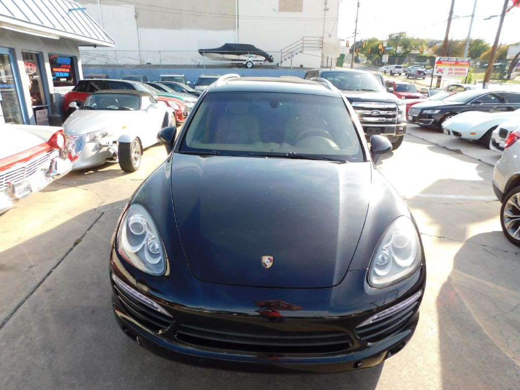 2014 Porsche Cayenne Image 47