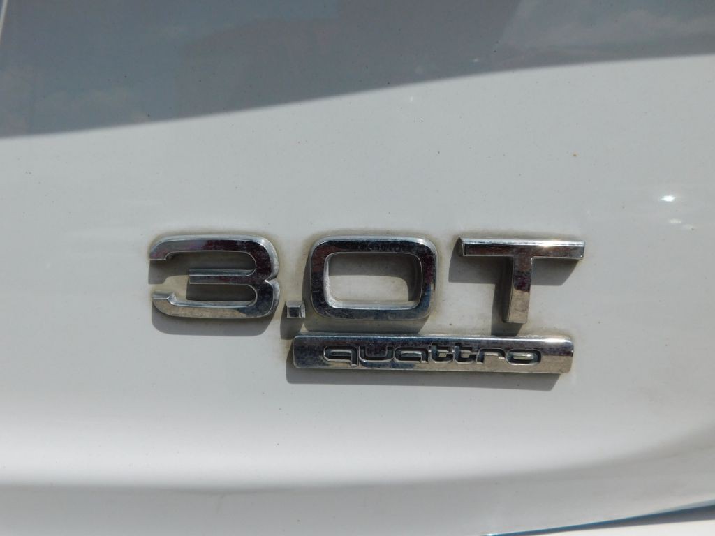 2014 Audi Q7 Image 11
