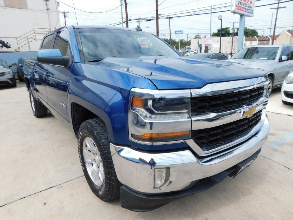 2017 Chevrolet Silverado 1500 Image 1