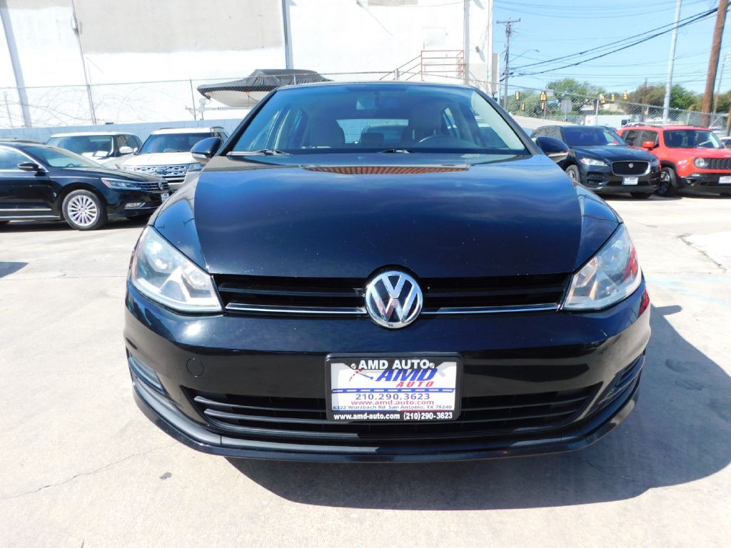 2015 Volkswagen Golf Image 2