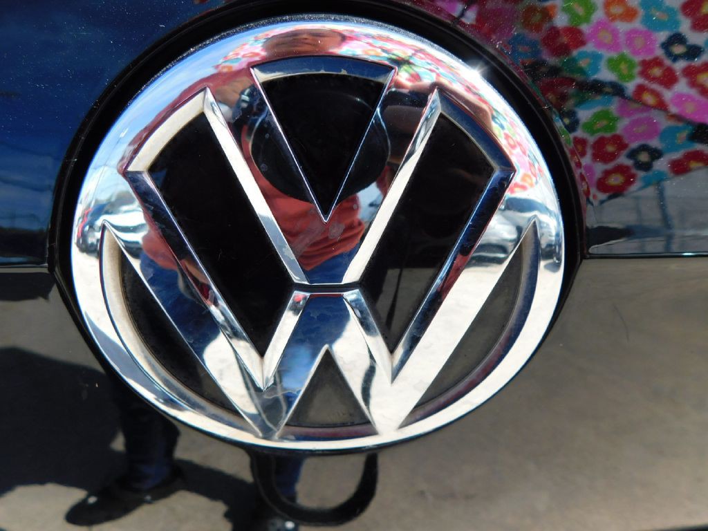 2015 Volkswagen Golf Image 13