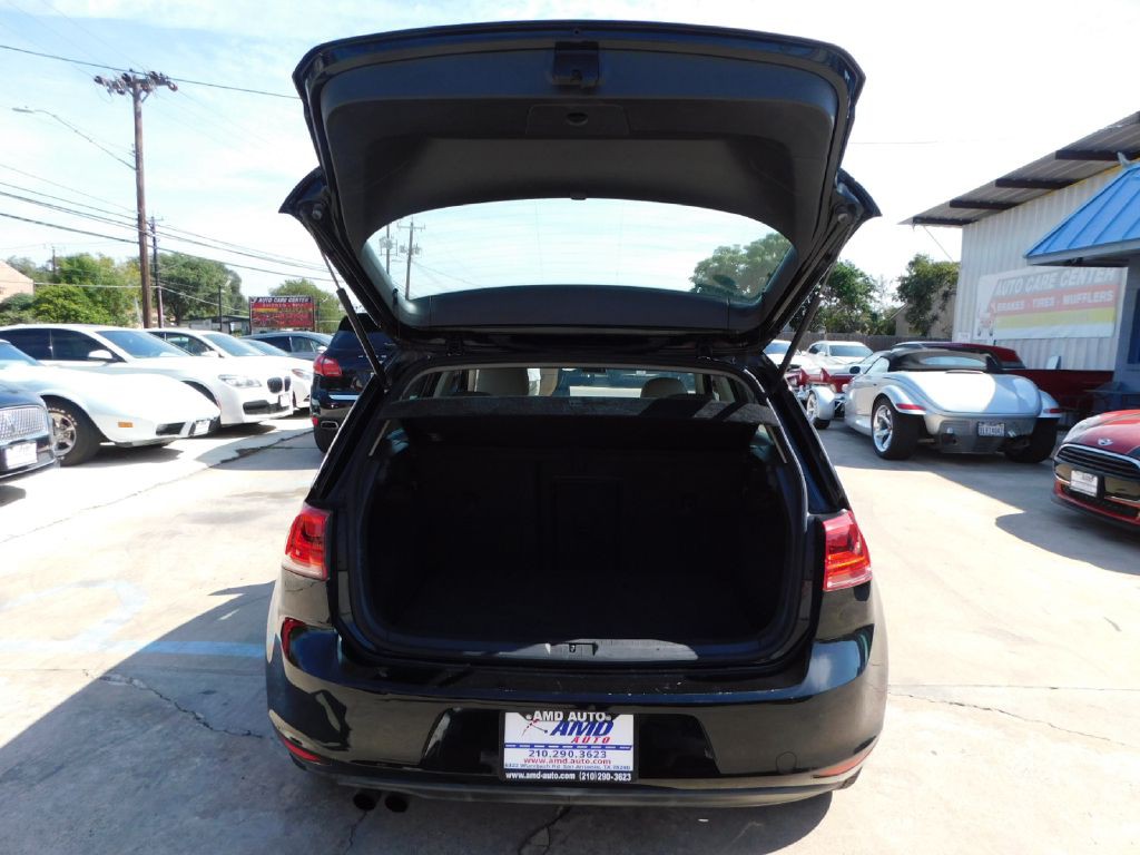 2015 Volkswagen Golf Image 18