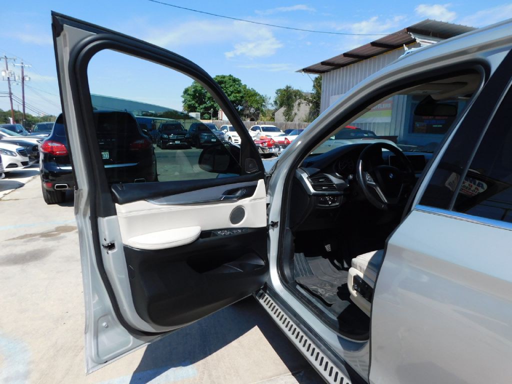 2014 BMW X5 Image 23