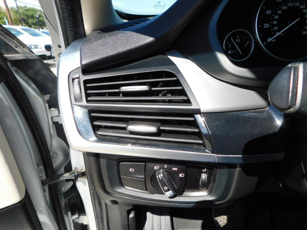 2014 BMW X5 Image 30