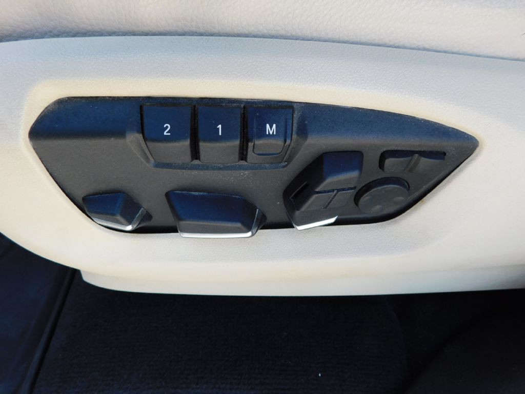 2014 BMW X5 Image 33