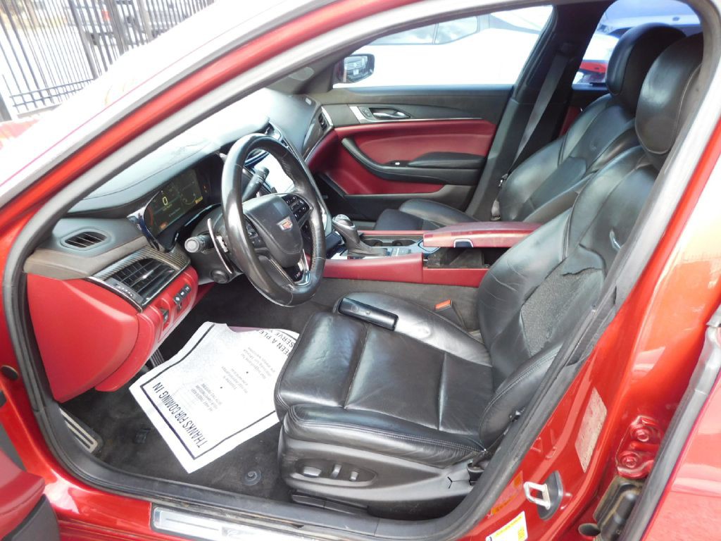 2015 Cadillac CTS Image 18