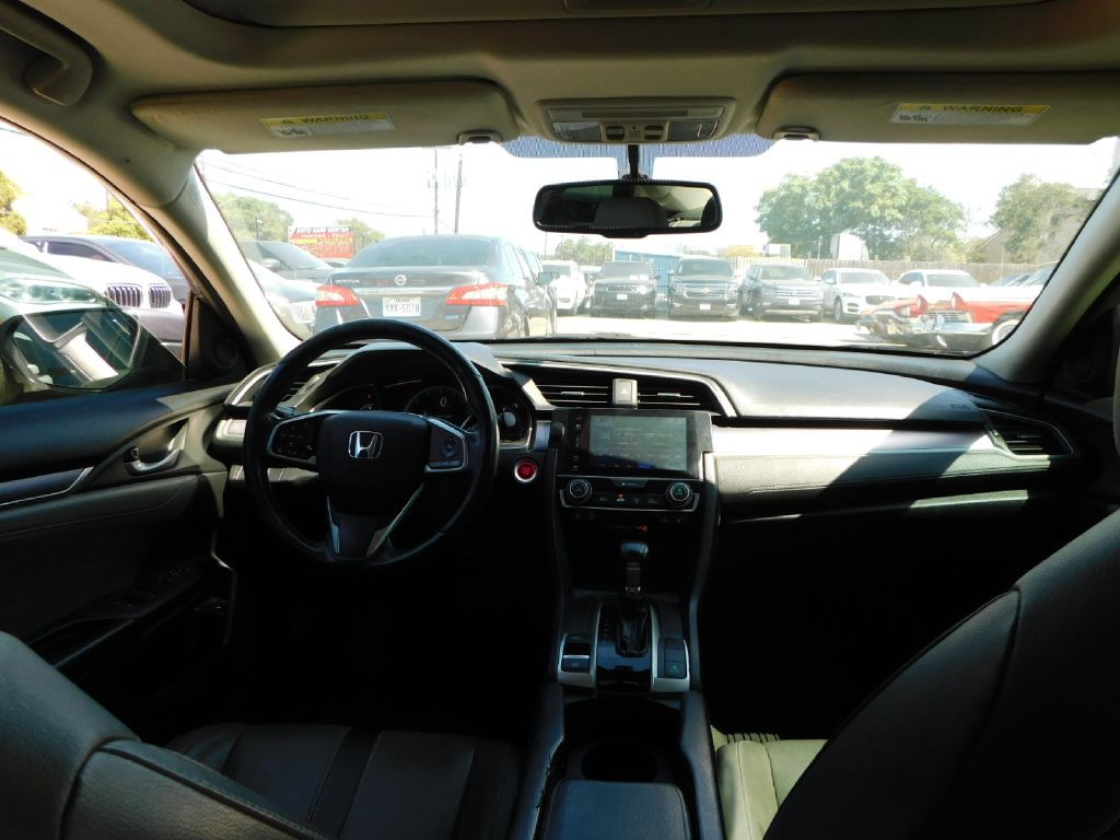 2017 Honda Civic Image 40