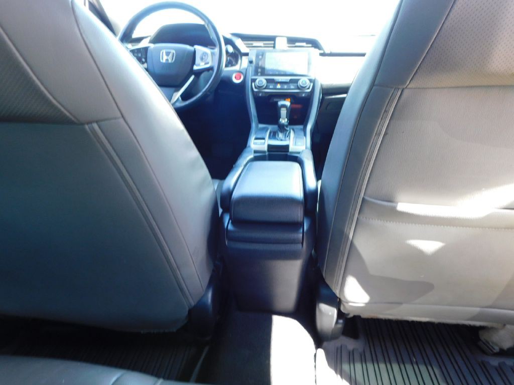2017 Honda Civic Image 41
