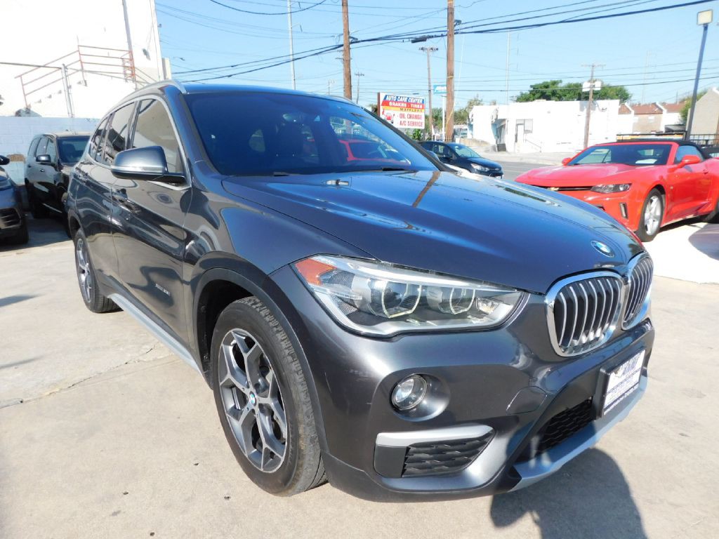 2016 BMW X1 Image 1